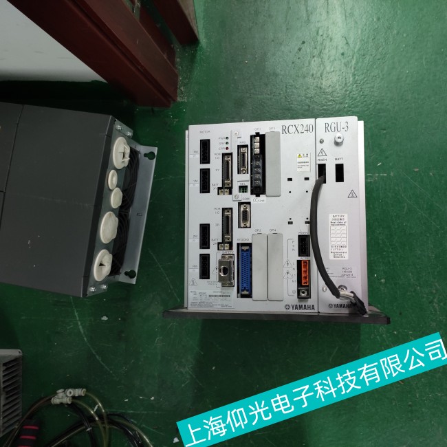 �I��YAMAHA���R���C����YA-R5F�ŷ�����ʹ�ܲ��������ϾS�ޱ��˲��F