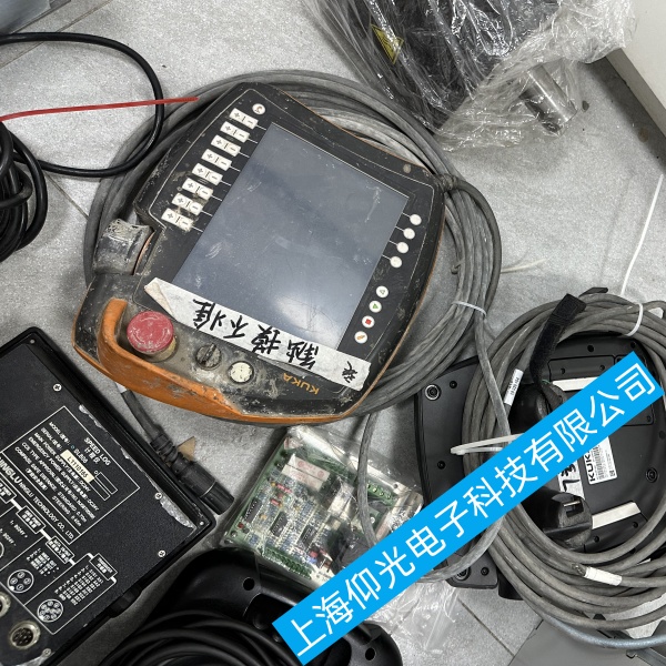 ���ݎ쿨�C(j��)����KR 360 R2830ʾ�����o���M(j��n)��ϵ�y(t��ng)���ϾS���ļҌ�(sh��)���c(di��n)