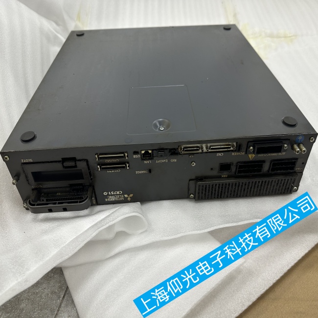 ����C���˿�����CR751-03CHD-0-S11���I�o�������Ͽ��پS��